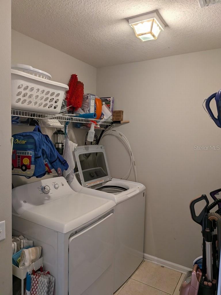 2024 Samantha Ln, Valrico, FL 33594