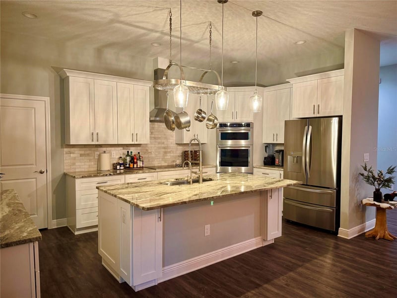 2730 Robertson , Lutz, FL 33559