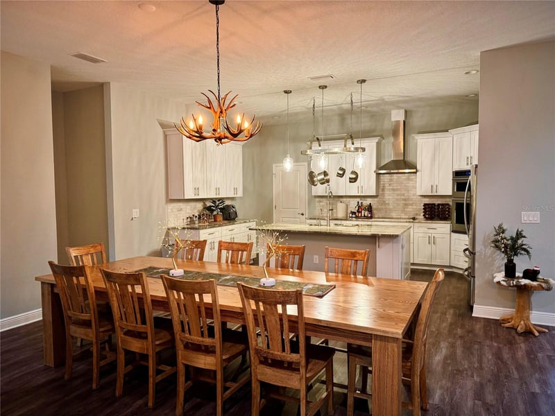 2730 Robertson , Lutz, FL 33559