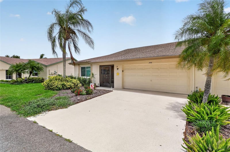 2106 Harringay St #451, Sun City Center, FL 33573
