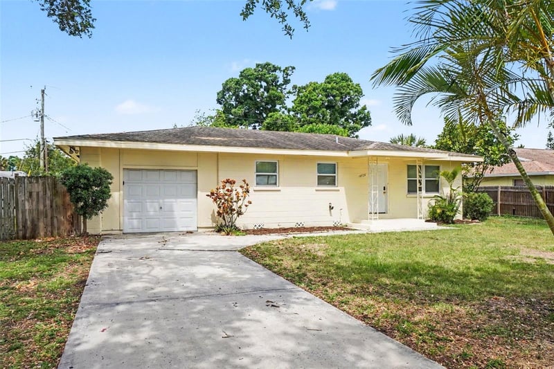 4529 19th Street Cir, Bradenton, FL 34207