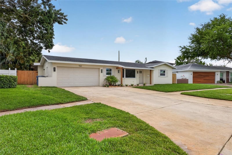 1563 Eden Isle Blvd, St Petersburg, FL 33704