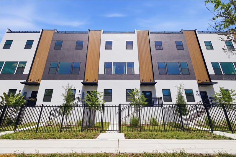 2104 4th St #3, St Petersburg, FL 33705