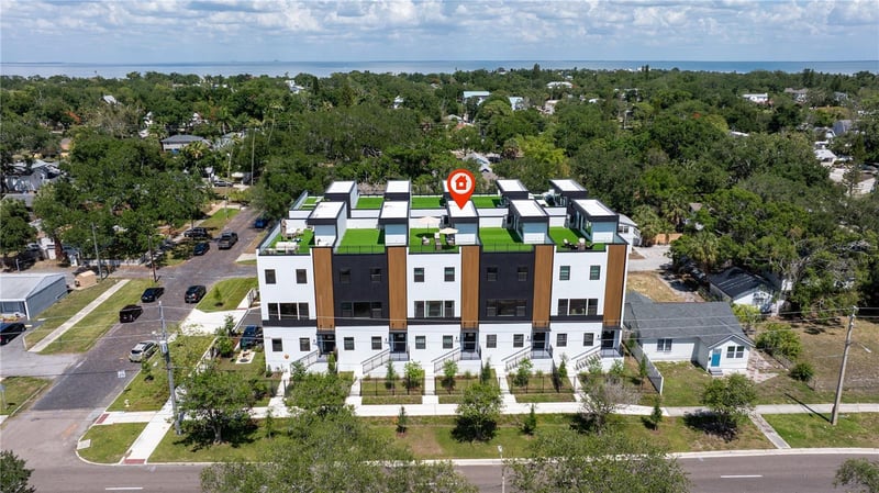 2104 4th St #3, St Petersburg, FL 33705