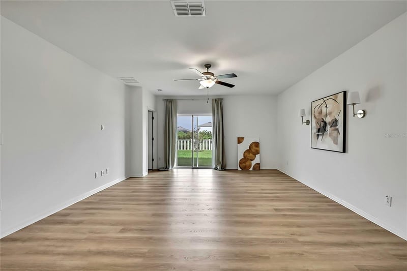 9937 Aqua Miles Pa, Wesley Chapel, FL 33545