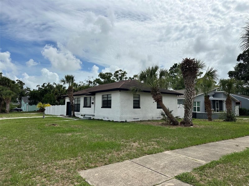 2001 30th St, St Petersburg, FL 33712