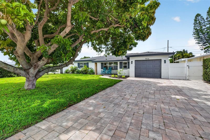 9836 52nd Ter, St Petersburg, FL 33708