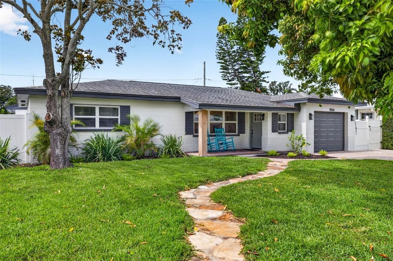 9836 52nd Ter, St Petersburg, FL 33708