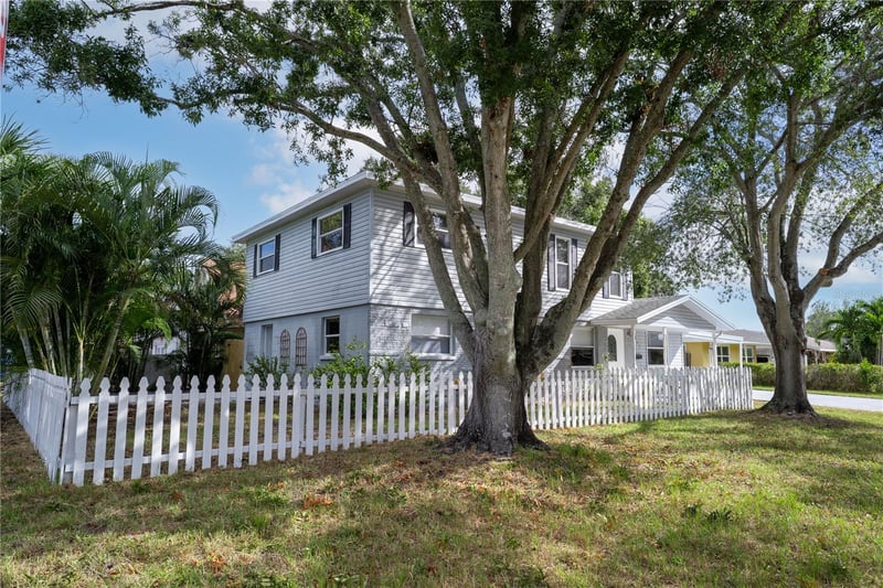 7991 24th Ave N Ave, St Petersburg, FL 33710