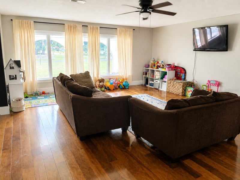 12305 Leanne Dr, Dade City, FL 33525