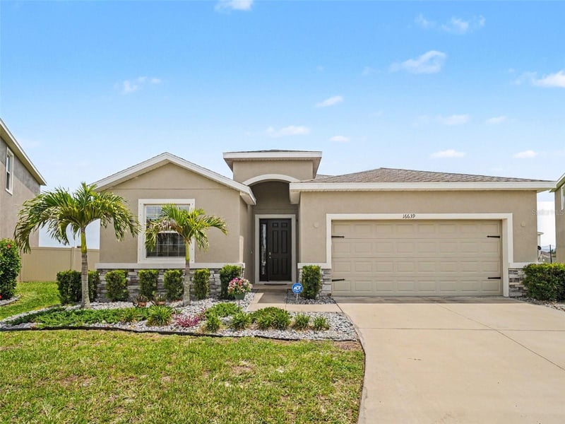 16639 Goose Ribbon Pl, Wimauma, FL 33598