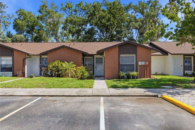 5110 Gainsville Dr, Tampa, FL 33617