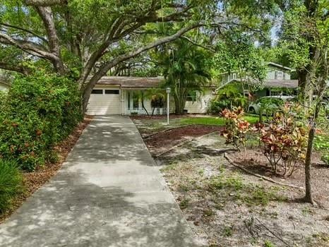 930 Montrose Blvd, St Petersburg, FL 33703