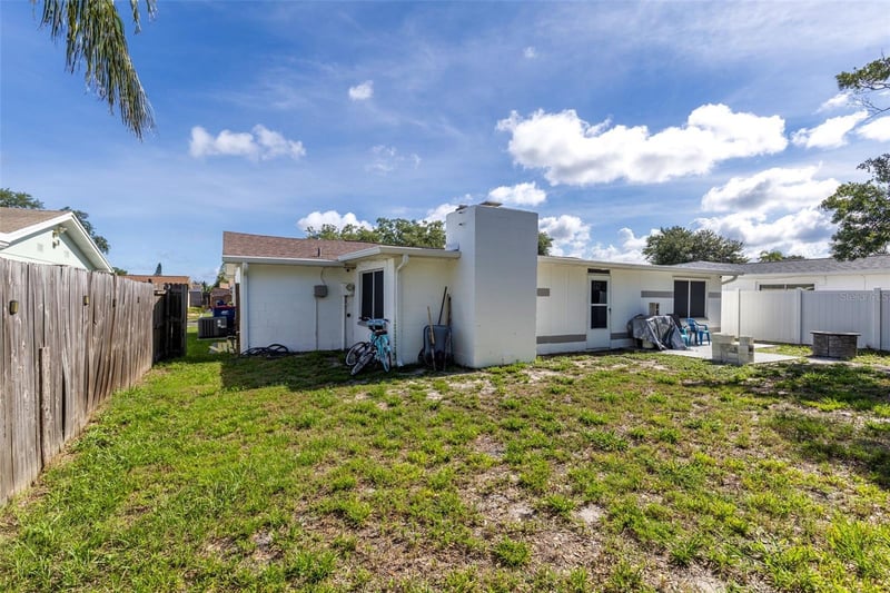 3334 Coldwell Dr, Holiday, FL 34691