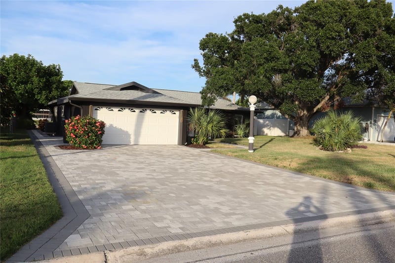 1019 Spindle Palm Way, Apollo Beach, FL 33572