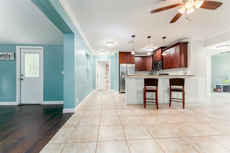 130 41st Ave, St Petersburg, FL 33703