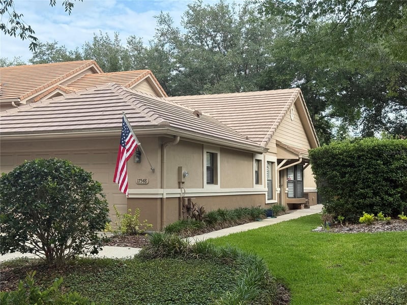 17548 Fairmeadow Dr, Tampa, FL 33647