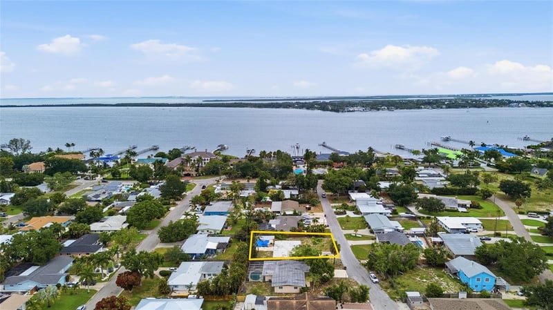 1308 62nd St, Bradenton, FL 34209