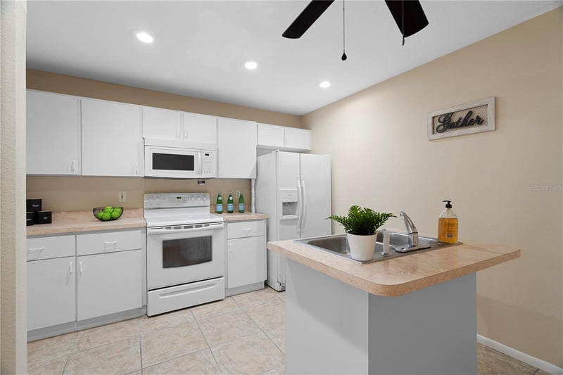 39784 Meadowood Loop, Zephyrhills, FL 33542