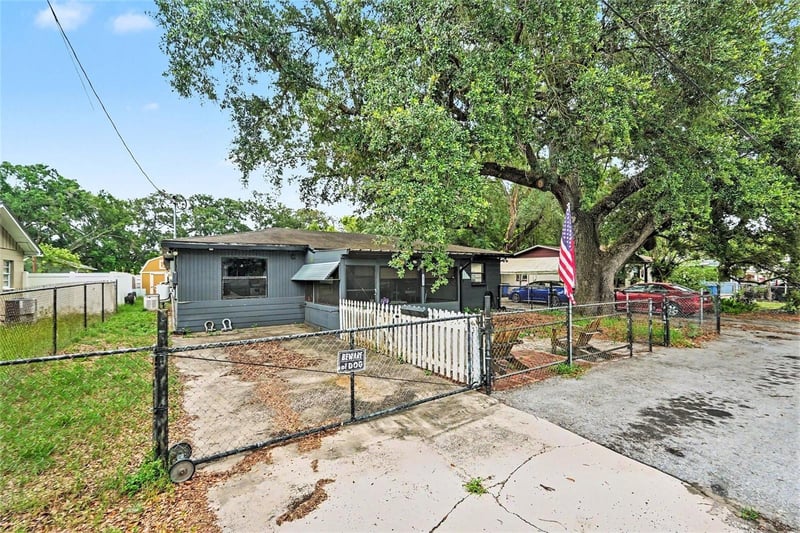 14925 Fisher Rd, Tampa, FL 33613