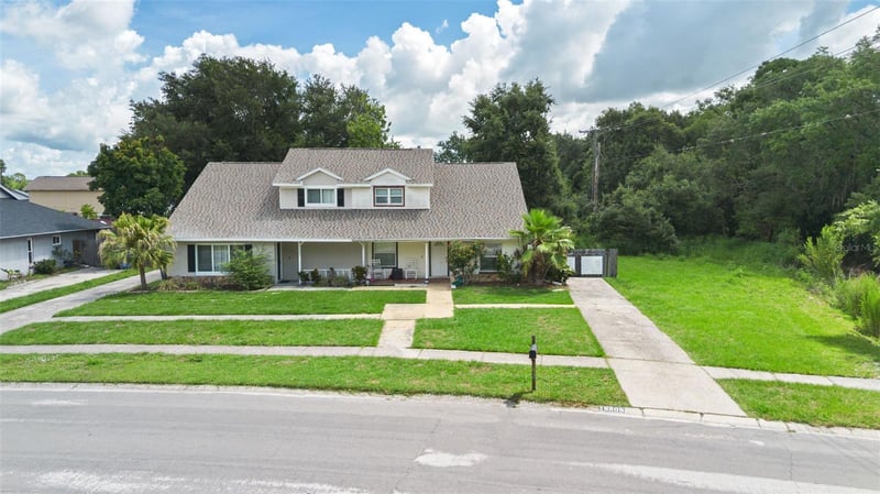 16205 Copperfield Dr, Tampa, FL 33618