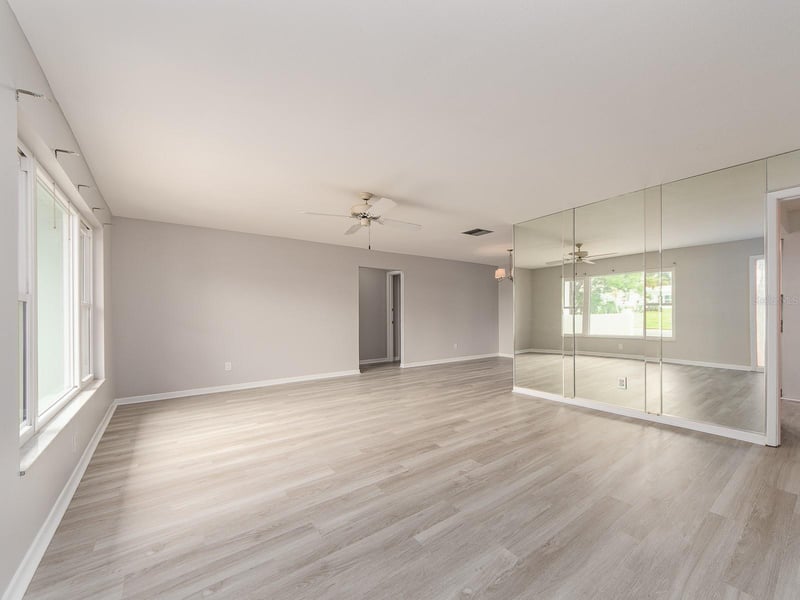 14070 90th Ave, Seminole, FL 33776