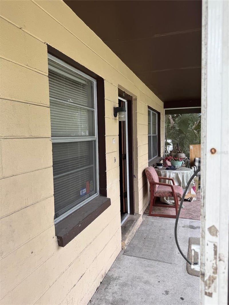 8609 13th St, Tampa, FL 33604