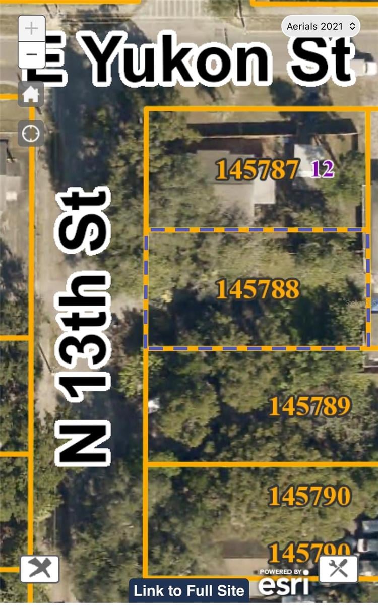 8609 13th St, Tampa, FL 33604