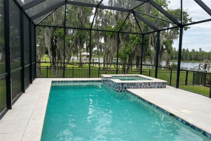 19165 Pease Pl, Lutz, FL 33558