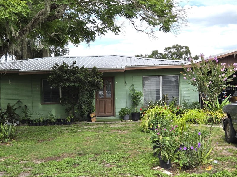 912 Pearl Mary Cir, Plant City, FL 33566