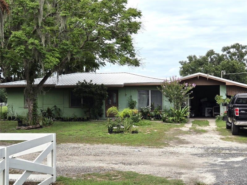 912 Pearl Mary Cir, Plant City, FL 33566
