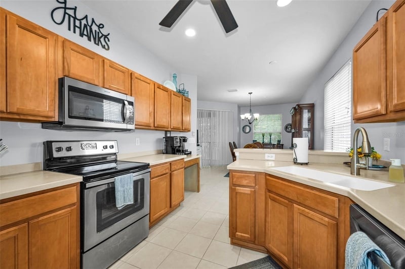 889 Lantern Way, Clearwater, FL 33765