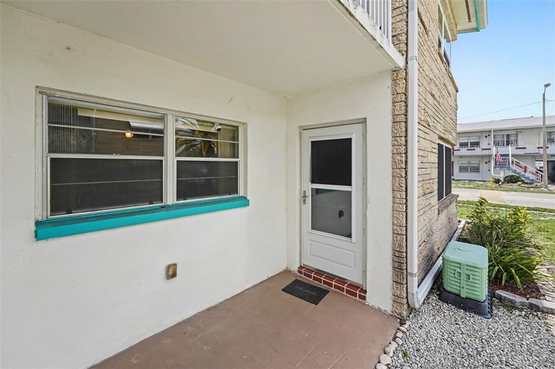 5855 18th St #1, St Petersburg, FL 33714