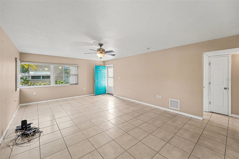 5855 18th St #1, St Petersburg, FL 33714