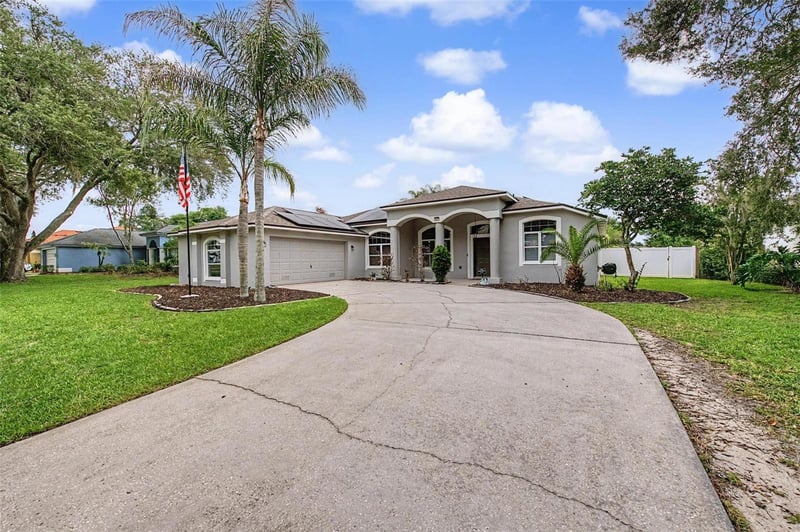 4021 Lithia Ridge Blvd, Valrico, FL 33596