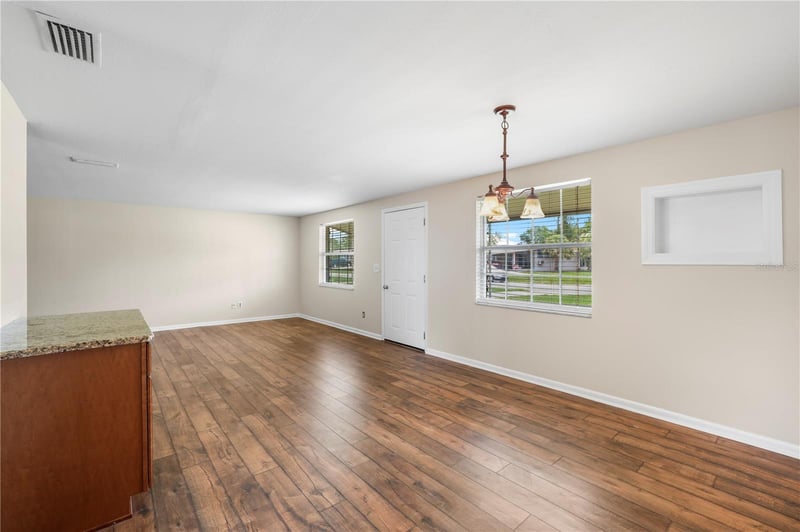 6324 Florida Cir, Apollo Beach, FL 33572