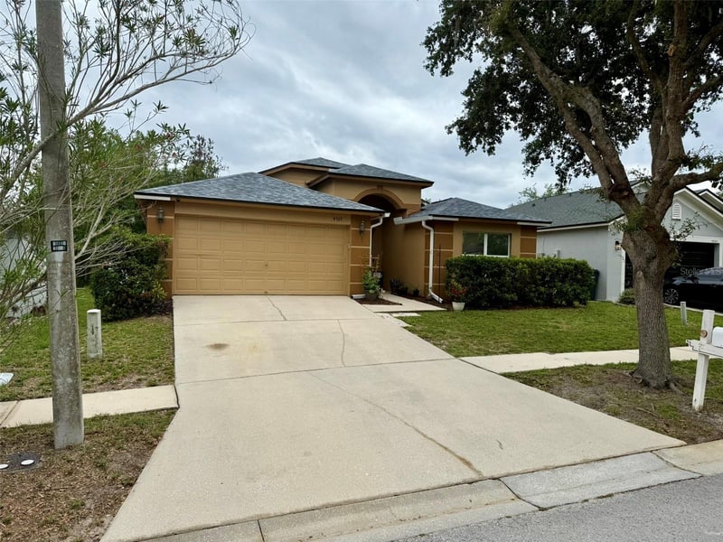 4707 Ramshead Dr, Valrico, FL 33594