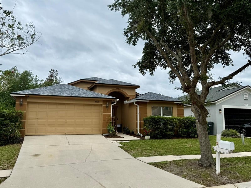 4707 Ramshead Dr, Valrico, FL 33594
