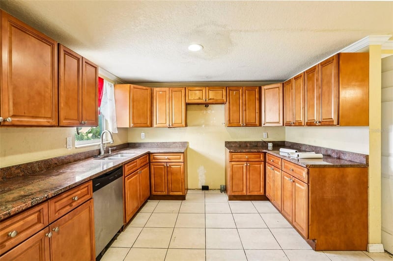 4128 Baden Dr, Holiday, FL 34691