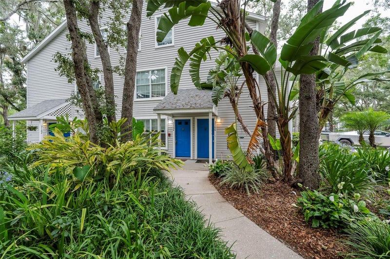 3164 Valley Oaks Dr #3164, Tampa, FL 33618