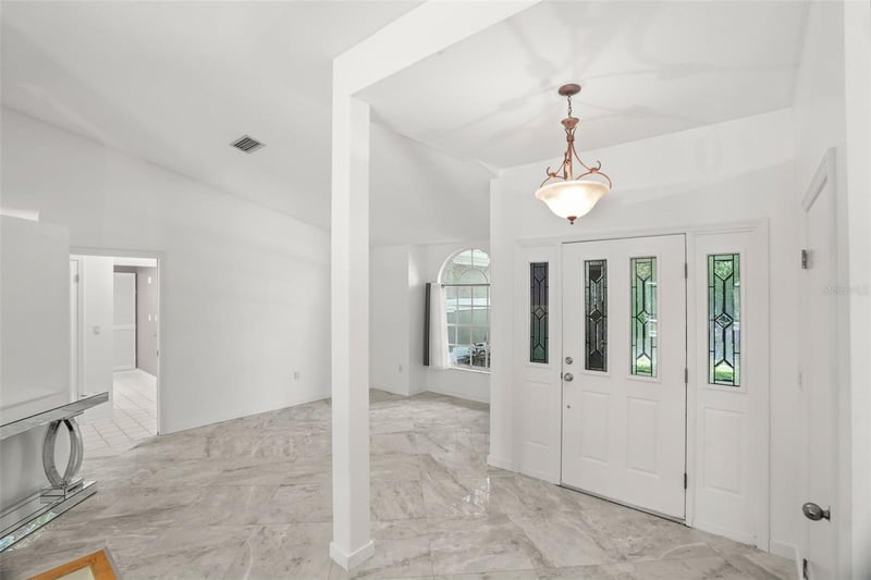 8020 Moonlight Ln, New Port Richey, FL 34654