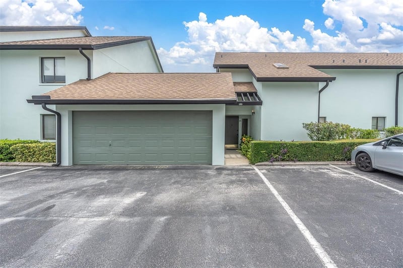 9809 Lombard Ct #109, Tampa, FL 33618