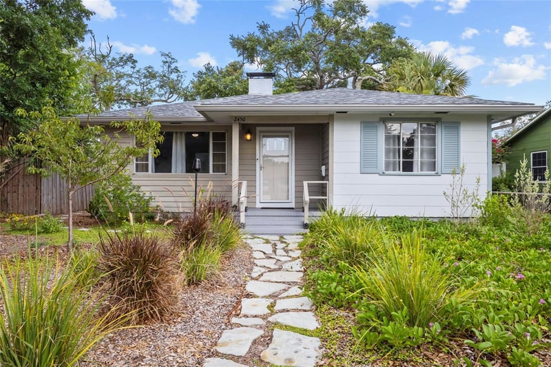 2450 49th St, St Petersburg, FL 33711