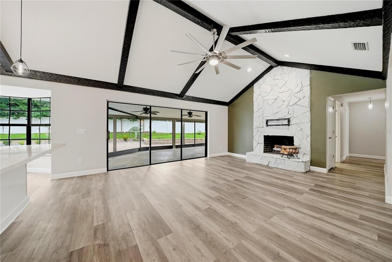 1008 Oakridge Manor Dr, Brandon, FL 33511