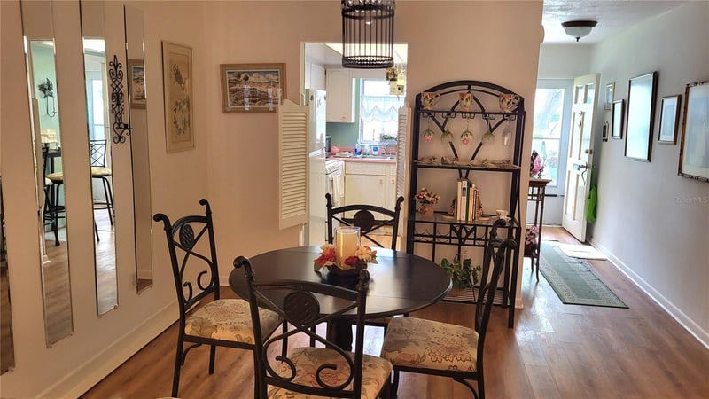 1421 Normandy Park Dr #4, Clearwater, FL 33756