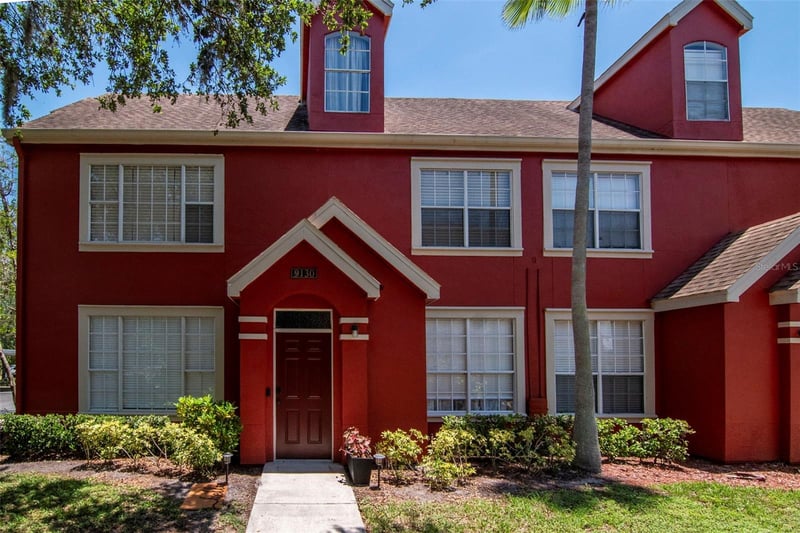 9130 Lake Chase Island Way #9130, Tampa, FL 33626