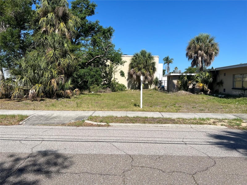 1104 Garden St, Clearwater, FL 33755