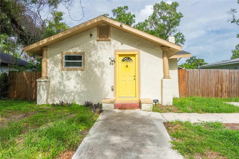 8006 14th St, Tampa, FL 33604