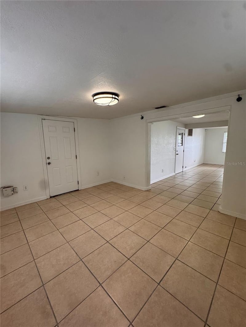 3438 Kimberly Oaks Dr, Holiday, FL 34691