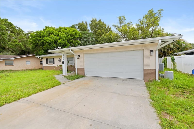 611 Patricia Ave, Dunedin, FL 34698
